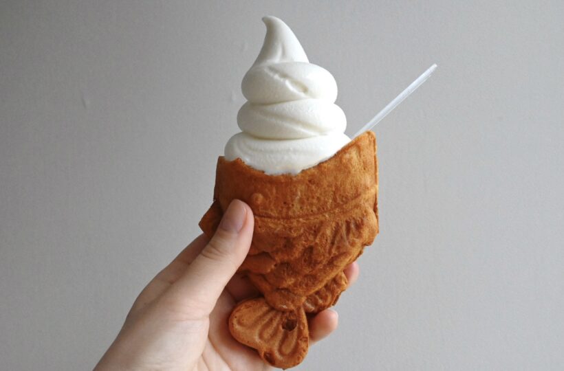 糸島・南風台にインスタ映えスイーツ登場！たい焼き＋ソフトクリーム＝めでたいアイス