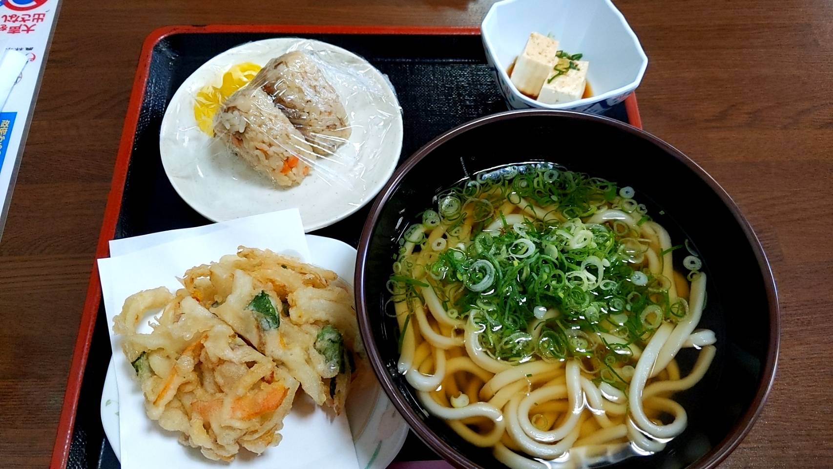 味よし、鮮度よし、価格よし！糸島「伊都菜彩」の隣にある、理想のうどん屋「まるいとうどん」
