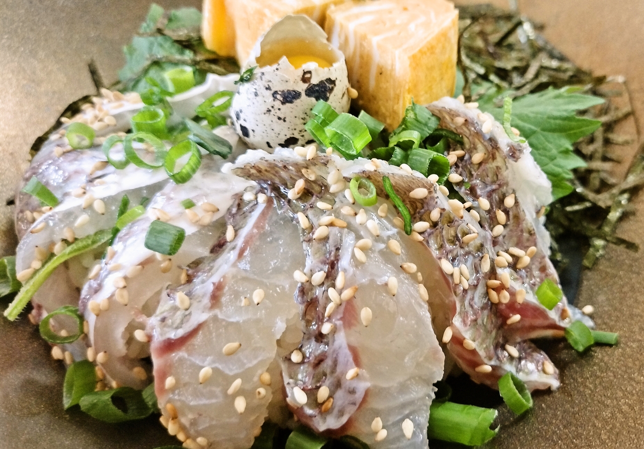 【糸島・芥屋】新鮮な海鮮丼をリーズナブルに！老舗民宿のいけす料理「天神堀」