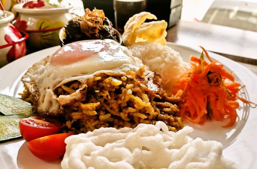 【糸島・神在】ナシゴレンにルンダン！インドネシア料理の専門店「バリバリバリ」