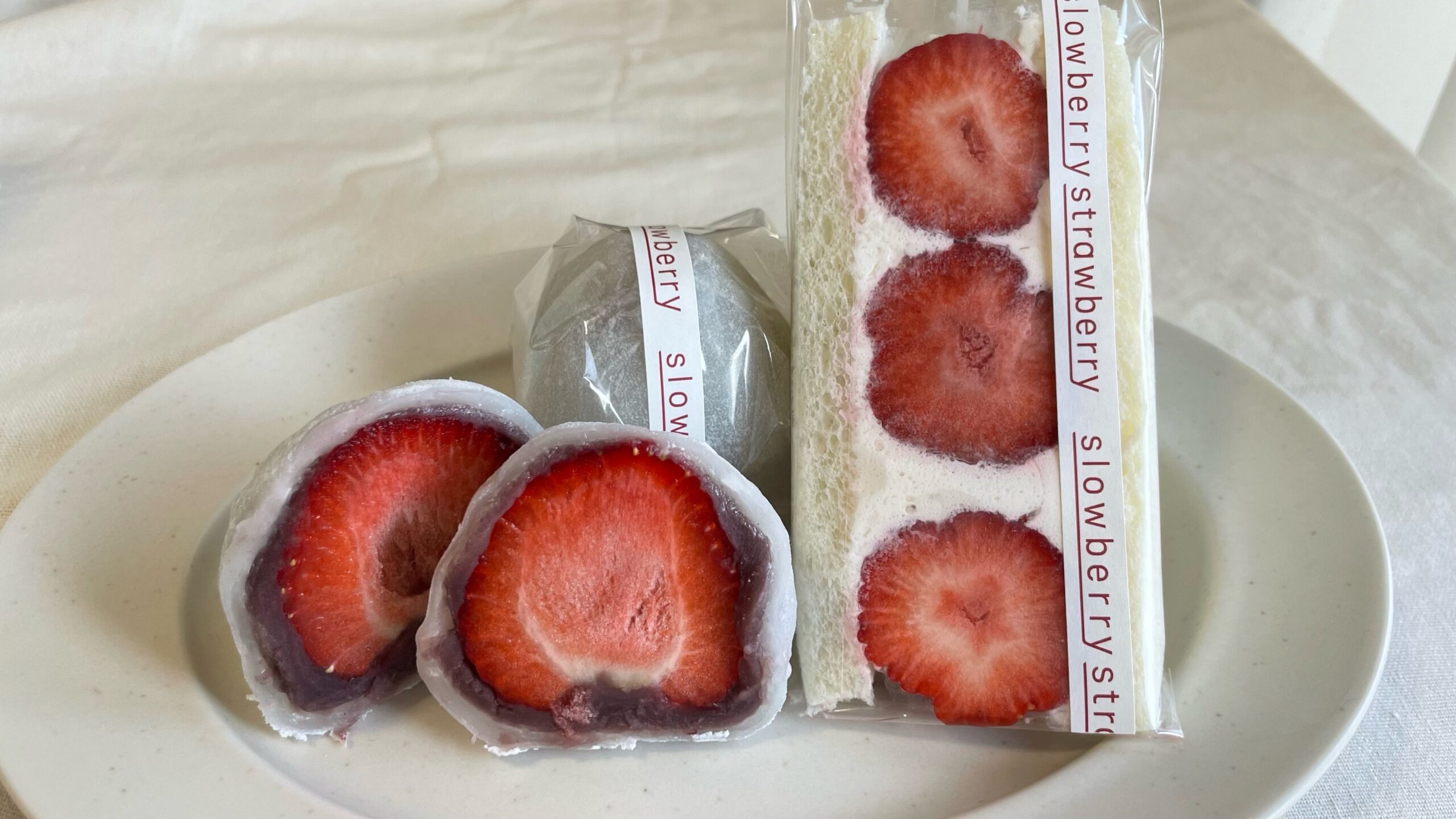 糸島・神在｜いちごが採れる季節限定！つみたていちごといちごのおやつ「slowberry strawberry」